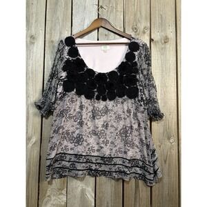 ECI Woman New York 100% Silk Blouse Size 18 Black Lace Floral Rosette Top
